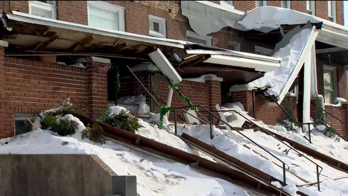 Roofs collapse under heavy snow