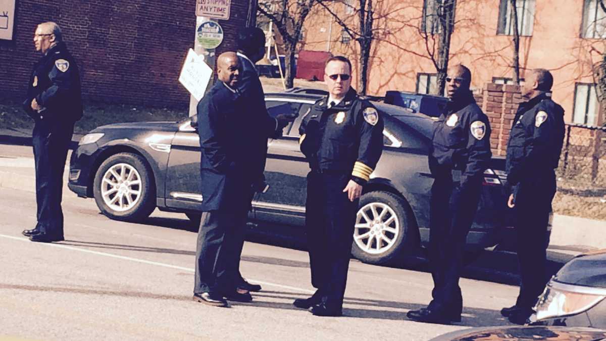 Images: Police investigate double shooting in Baltimore