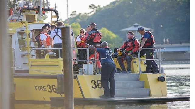 Crews work to recover the body of a missing boater in Annapolis