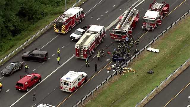 Crash impacts southbound I-895 in NE Baltimore