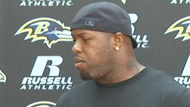 Ravens linebacker Terrell Suggs