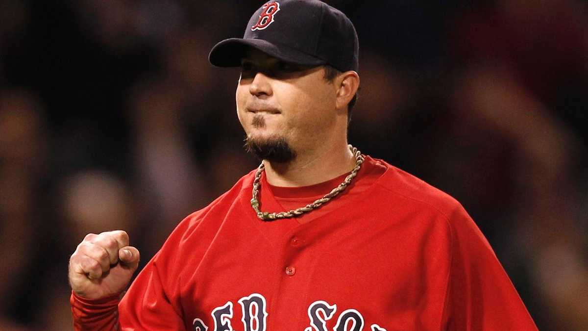 Josh Beckett returns to mound