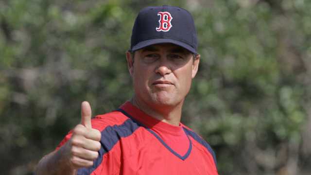 Red Sox target John Farrell to replace Bobby Valentine