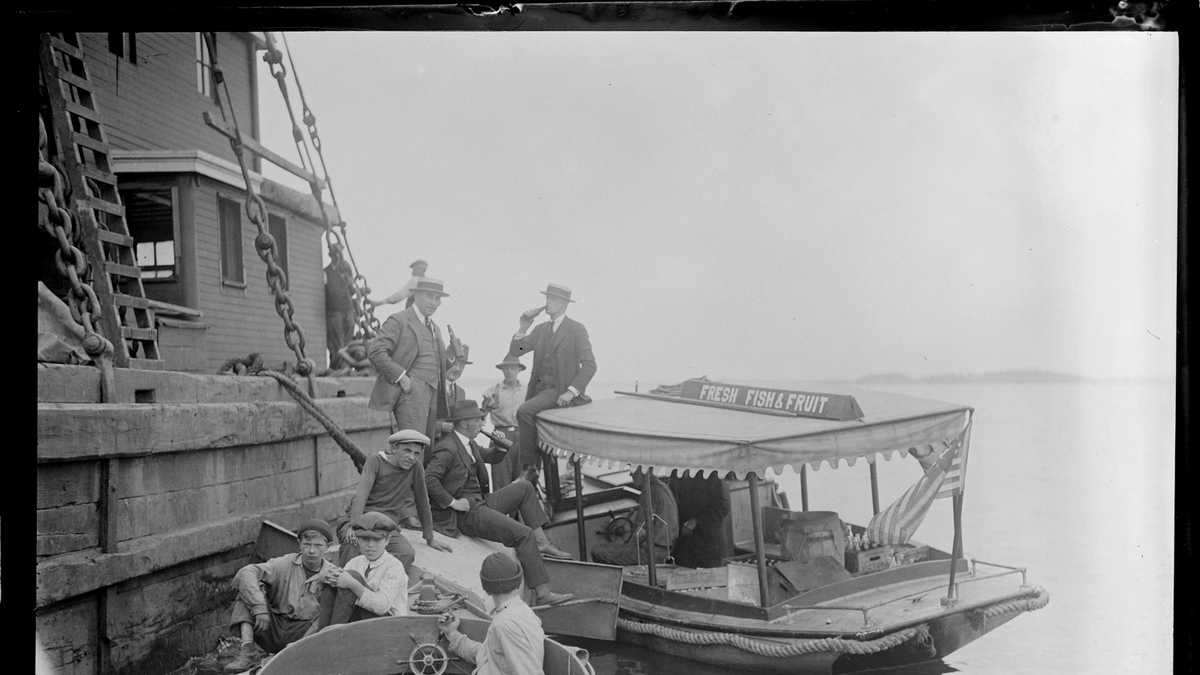 Historic Boston photos: 84 years since end of Prohibition