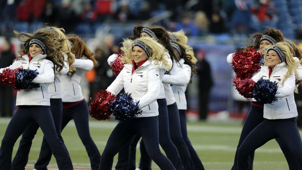 FOXBOROUGH, MA - AUGUST 19: Patriots cheerleaders during an NFL, American  Football Herren, USA prese