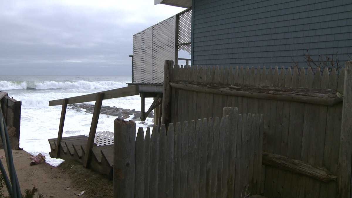 Photos show destruction of homes on Plum Island