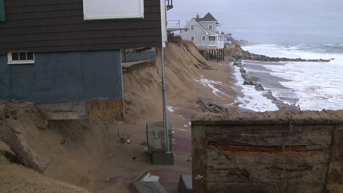 Photos show destruction of homes on Plum Island