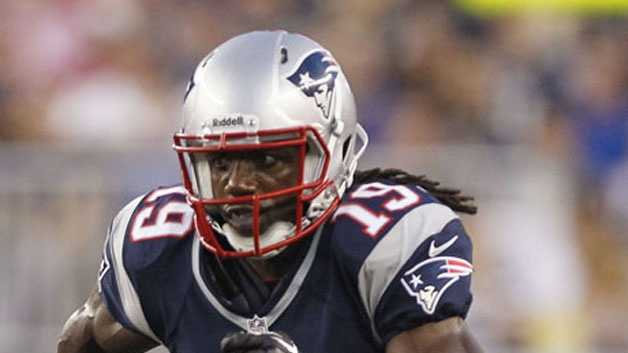 Patriots' Stallworth out for season with ankle injury