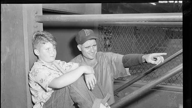 Bobby Doerr, Hall of Famer and Boston Red Sox legend, dies at 99