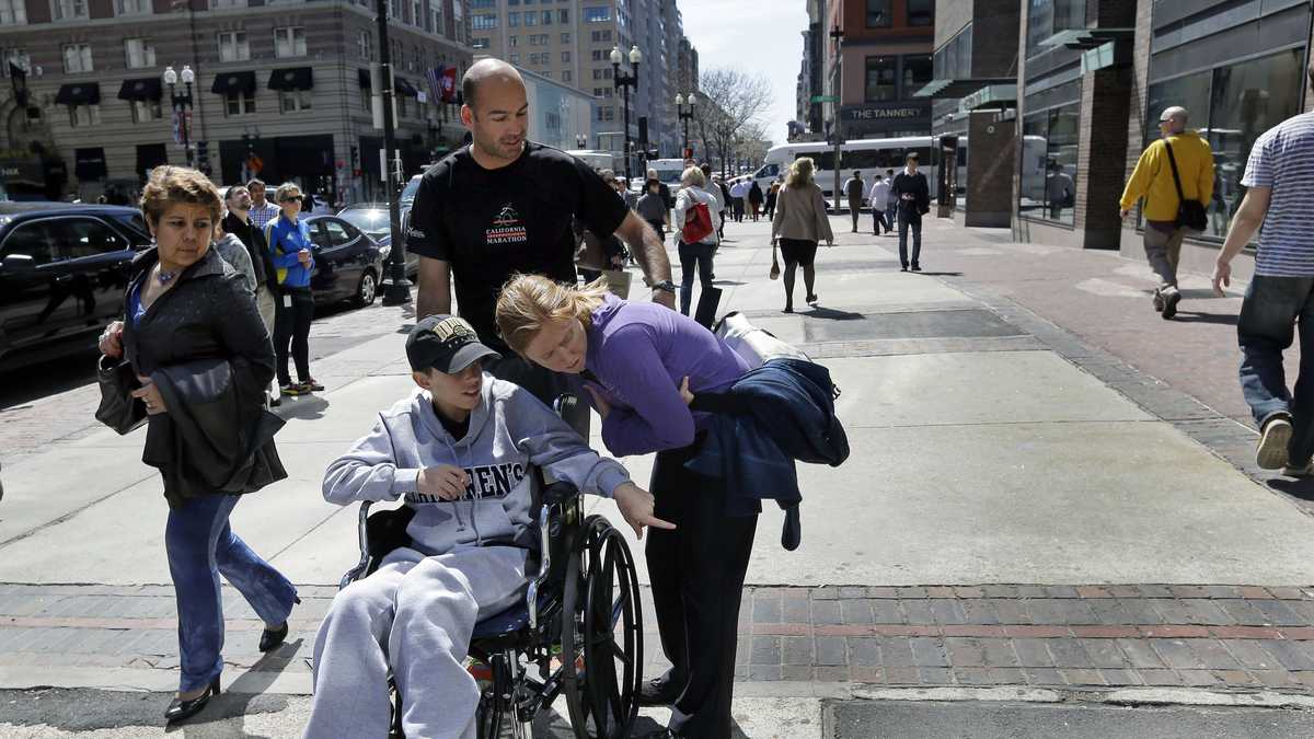 Red Sox rolling rally remembers Marathon bombing victims