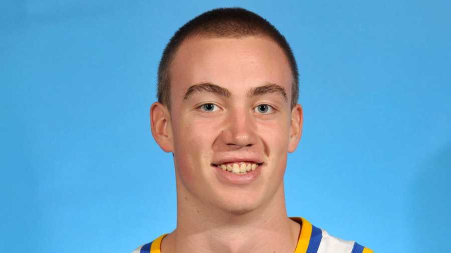 Bentley basketball player collapses, dies