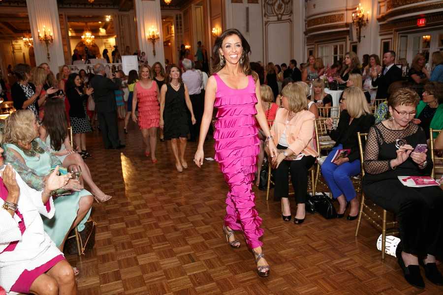 NewsCenter 5 women on fashion show runway