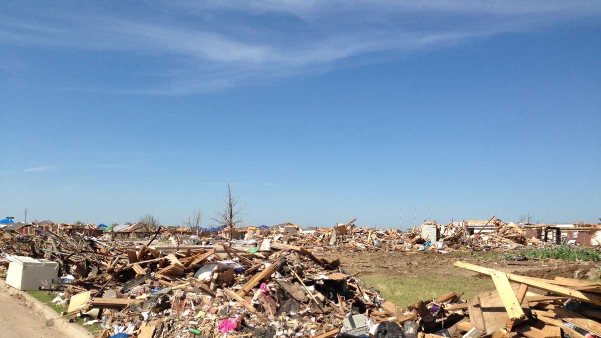 Photos: New England Volunteers Rebuild Okla. Tornado Damage