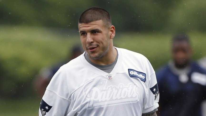 5 things to know about Aaron Hernandez's brother