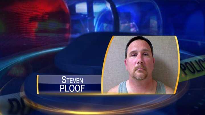 Man arrested for impersonating police officer