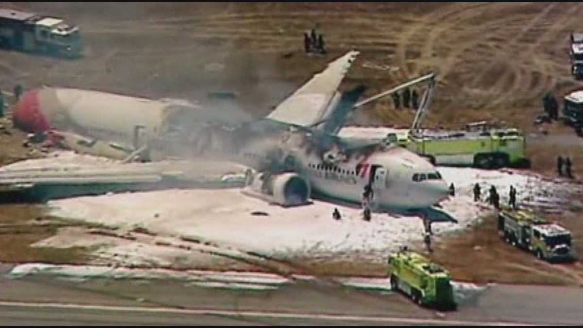 Photos NTSB crash photos from inside plane