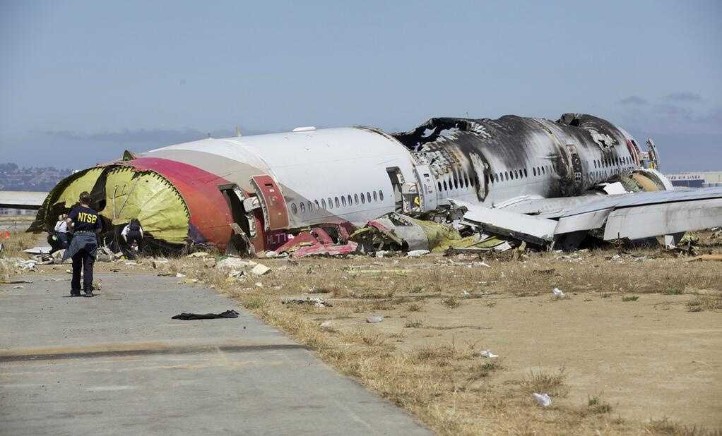 Photos: NTSB Crash Photos From Inside Plane