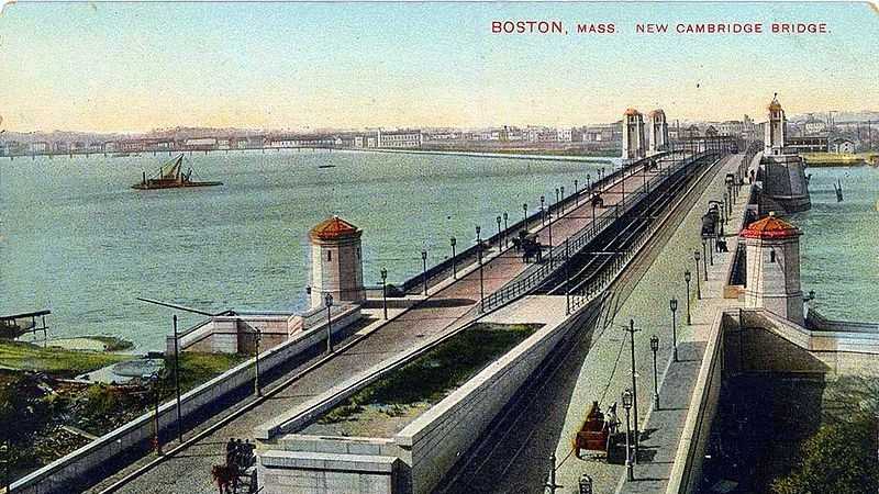 The new bridge viewed from Boston, sometime between 1906 and 1912. Note the absence of MIT in the distance, and that the subway tracks in the center have yet to be connected to anything.