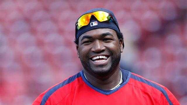 Ortiz graduated from Estudia Espallat High School in the Dominican Republic and in 1992 he was signed by the Seattle Mariners, who listed him as "David Arias."