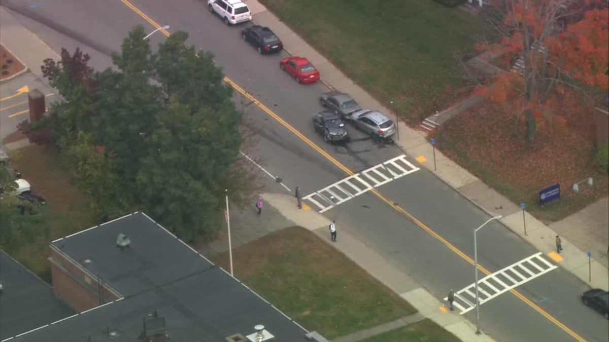 Multiple vehicles involved in crash near Worcester State