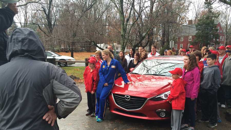 Wicked Awesome Hairdresser Wins New Car From Gma