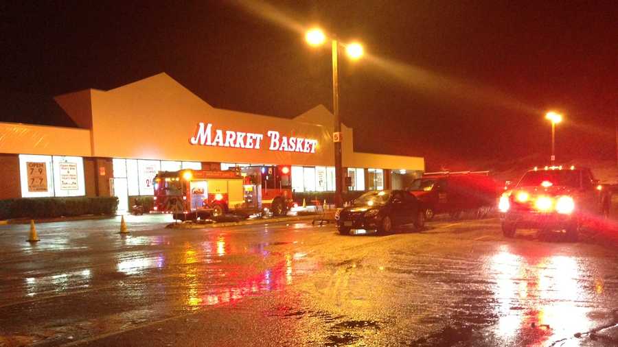 Chemical leak at supermarket sends 9 to hospitals