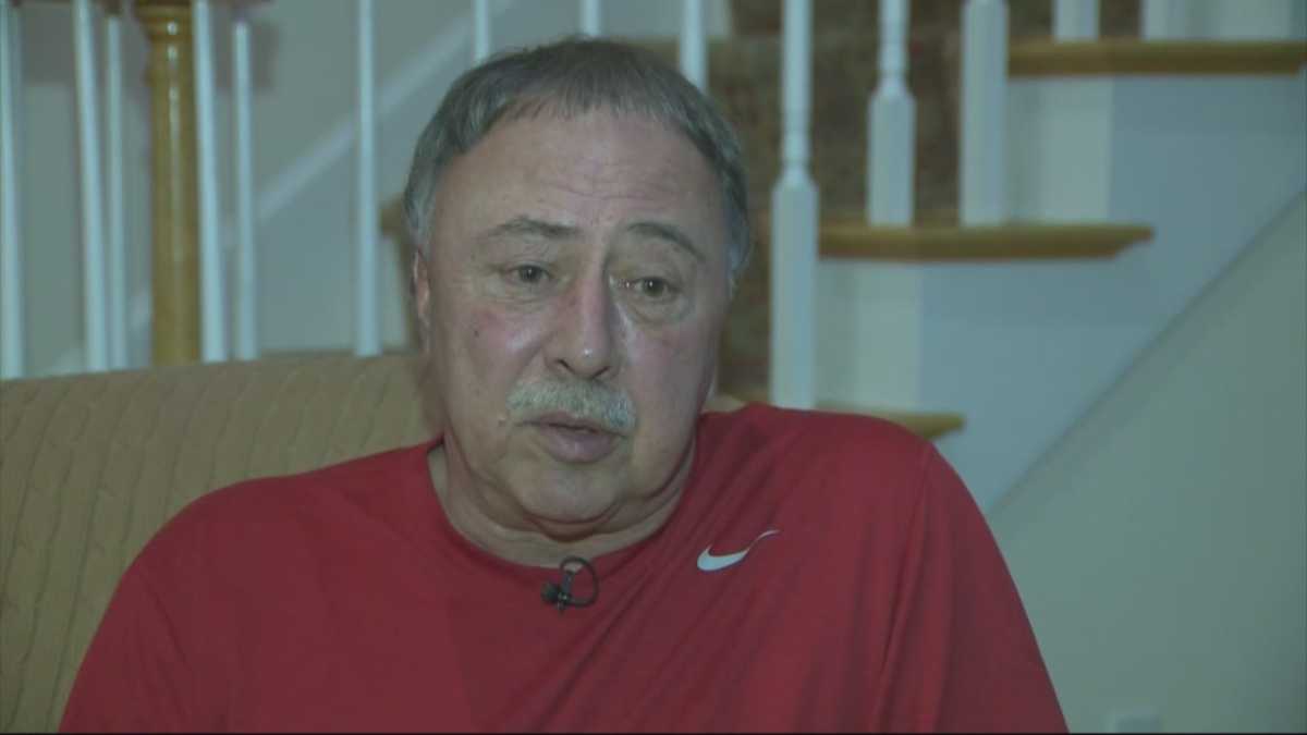 Jerry Remy loses a tooth on air 