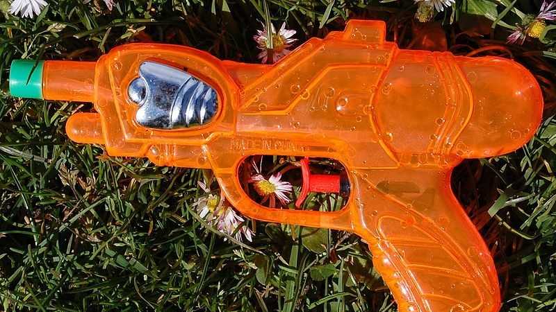 Squirt Gun Mistaken As Real Weapon By Police 2922