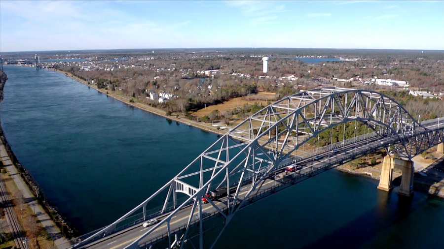 Cape Cod Canal (Buzzards Bay and Sandwich, Mass.), New England