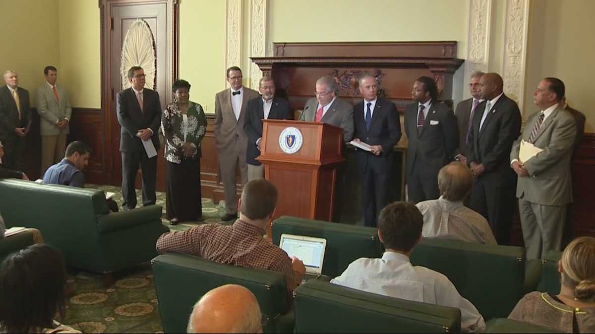 Bill seeks stronger gun laws in Massachusetts