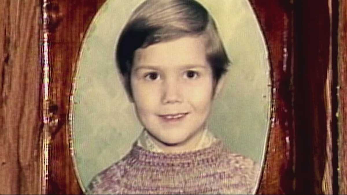 Decadesold child abduction case featured on digital billboards