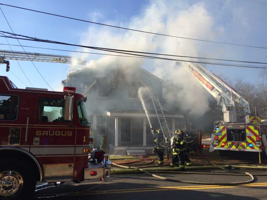 Firefighters battle 3-alarm Saugus fire