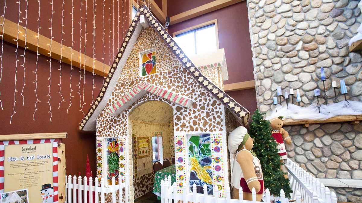 Photos Eat in giant gingerbread house for a cause