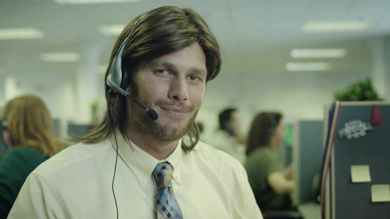 Tom Brady sports wig stars as telemarketer in new ad