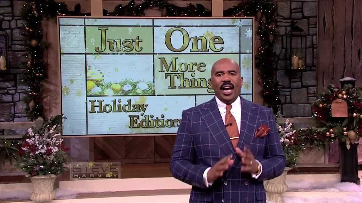 Steve Harvey pokes fun at himself on christmas