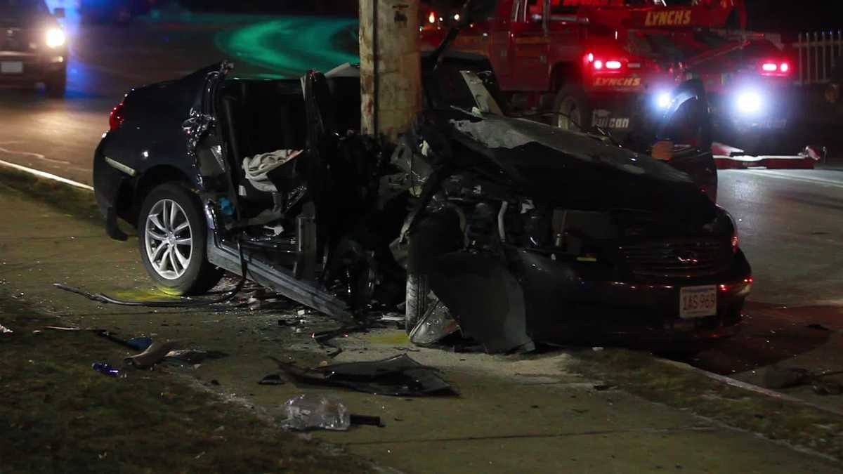 1 killed, 2 injured in violent crash