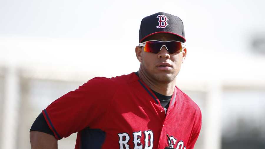 Red Sox finalize record deal with Cuban IF Moncada