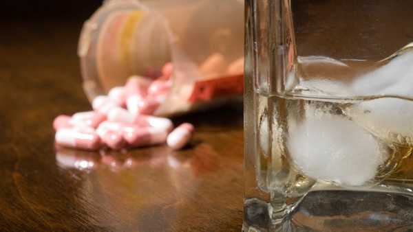 Combining alcohol with medications often carries the potential for serious health problems, but a recent National Institutes of Health study finds that more than 40 percent of people are taking the risk.  Here are some drugs that carry that risk.