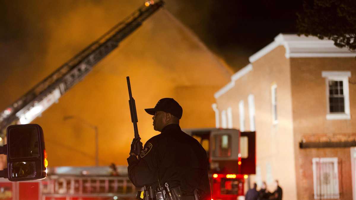 Dramatic images from Baltimore riots