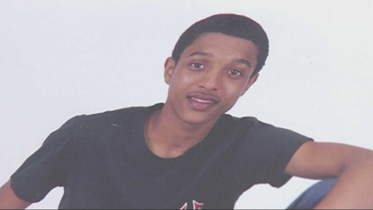 2 teens charged with fatal shooting of 16-year-old