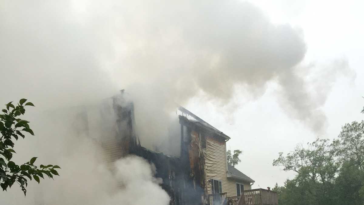 Plane crashes into Plainville house, causes fire