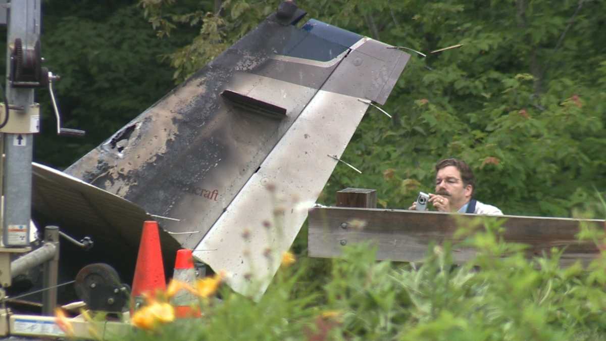 Plane crashes into Plainville house, causes fire