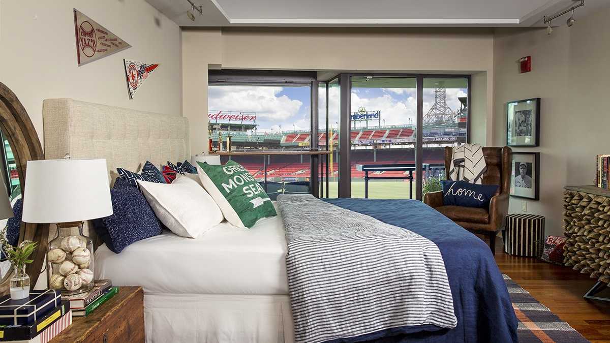 Photos: What a bedroom inside Fenway Park looks like