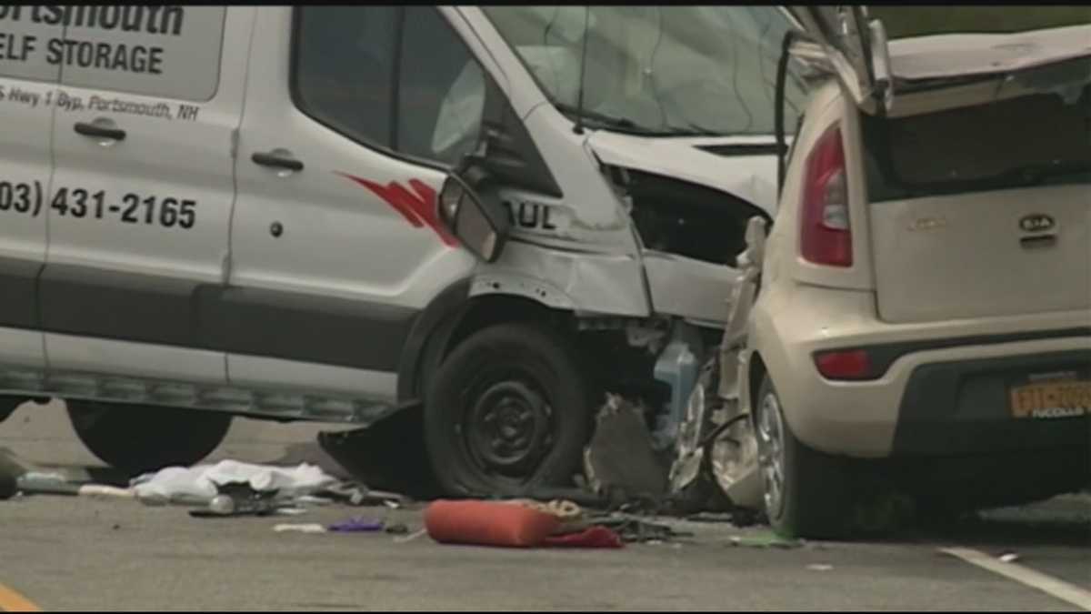 4 injured in New Hampshire crash