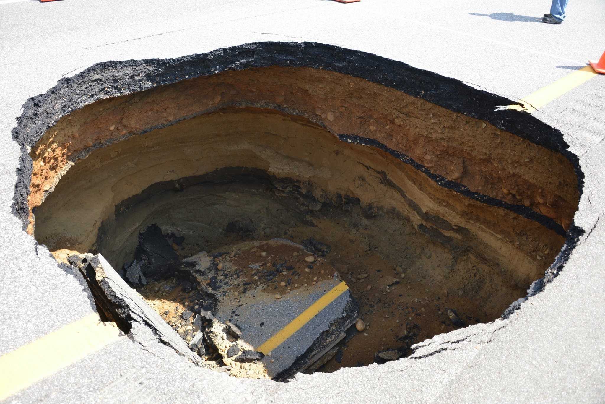 I-93 reopens in Concord area after massicve sinkhole forms