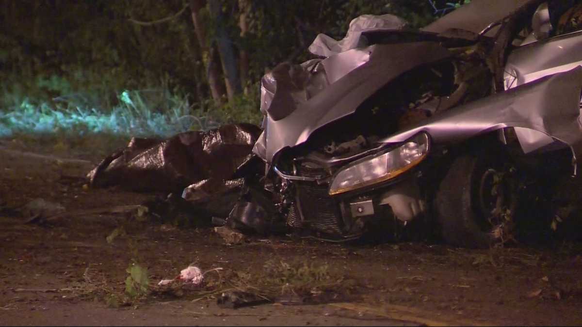 Police Id Man Killed In Fiery Overnight Crash 4903