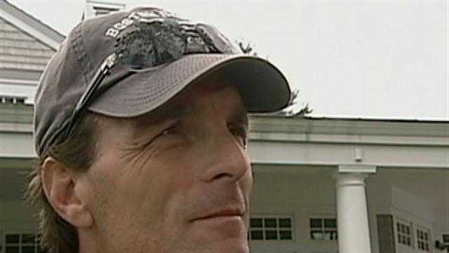 Doug Flutie, ex-NFL QB, says both parents die in same hour – The