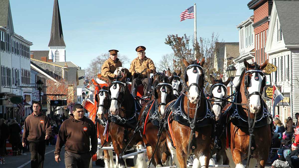 Photos EyeOpener team at Plymouth Thanksgiving parade