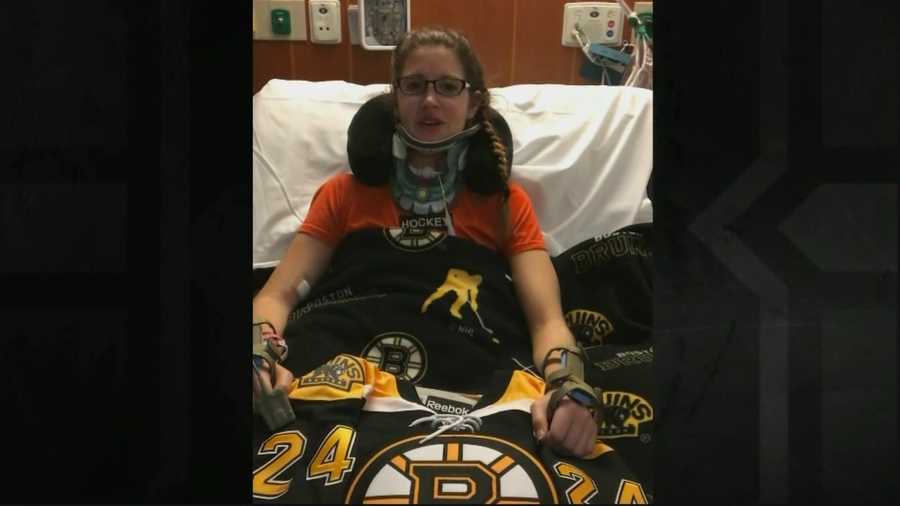 Bruins' Zdeno Chara surprises Denna Laing with visit - The Boston Globe