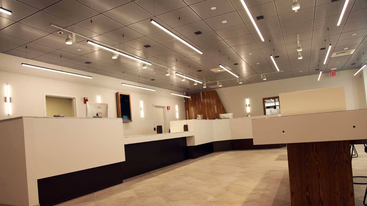 Go inside Boston�s 1st medical marijuana dispensary and